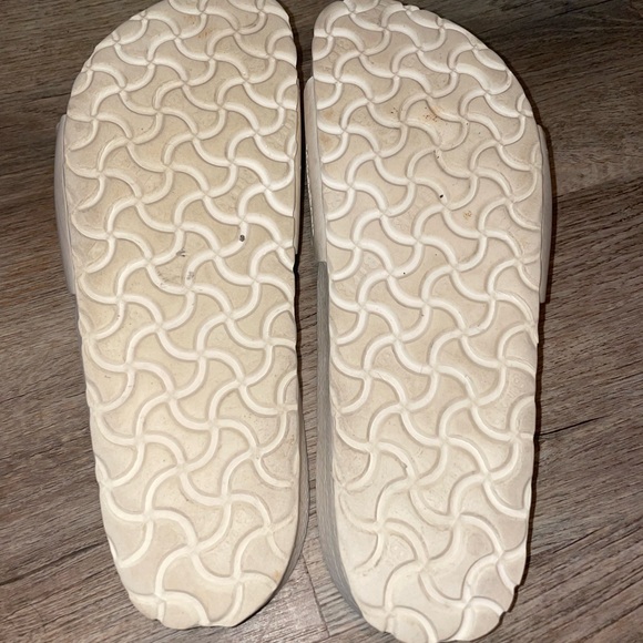 White Birkenstock sandals 250 single strap - Picture 3 of 3